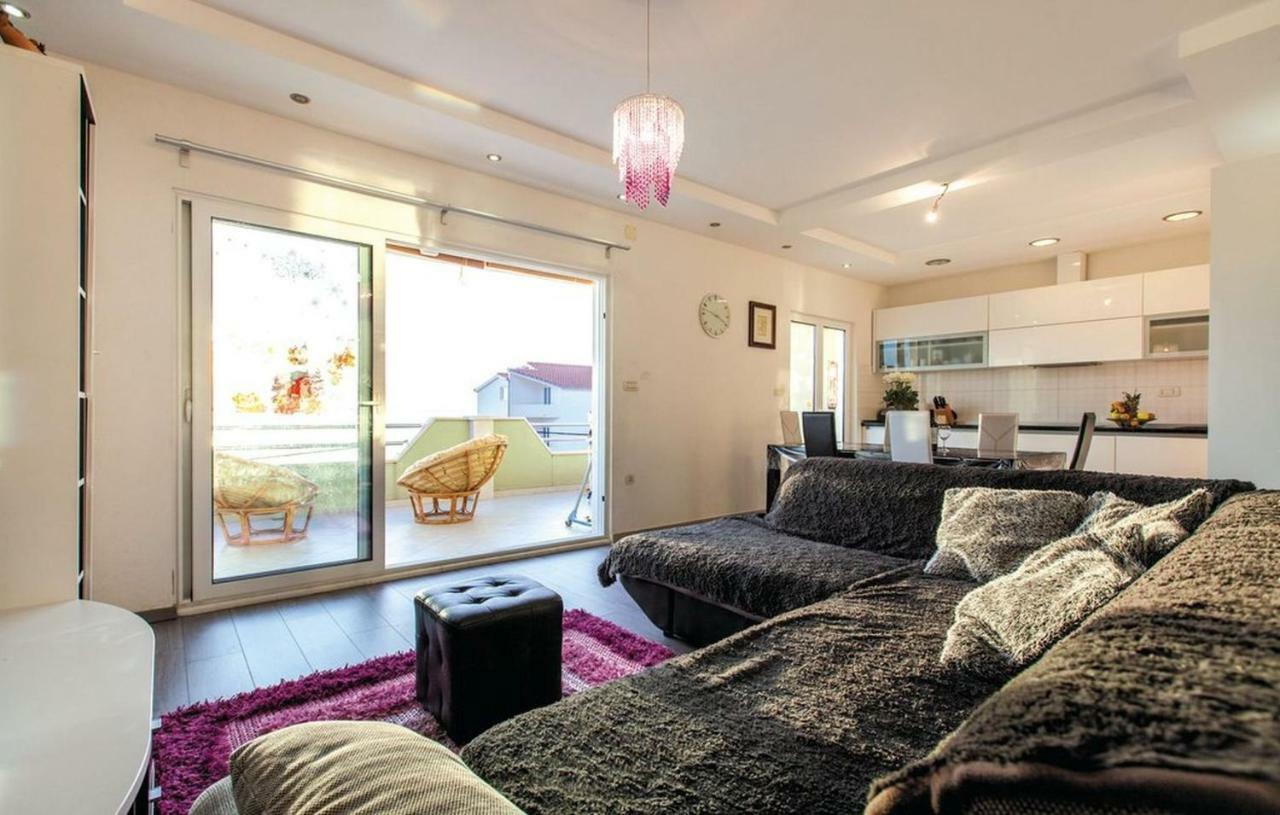 פודסטראנה Beach Apartman Petra מראה חיצוני תמונה
